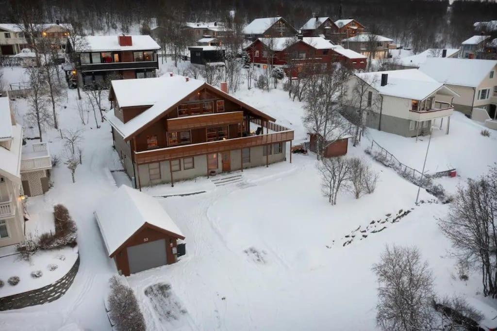 Leilighet I Rolig Gate Med Utsikt Og Gratis Parkering Apartment Tromso Exterior photo